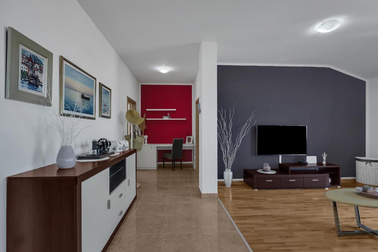 Stunning City View Apartment Makarska Exterior foto